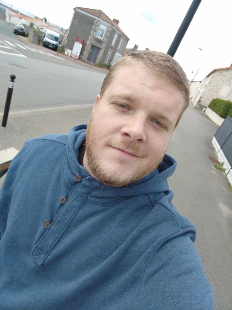 Ethan - Sex friend in Torrington Profile of Ethan, 25, Sex friend in Torrington (Wyoming)