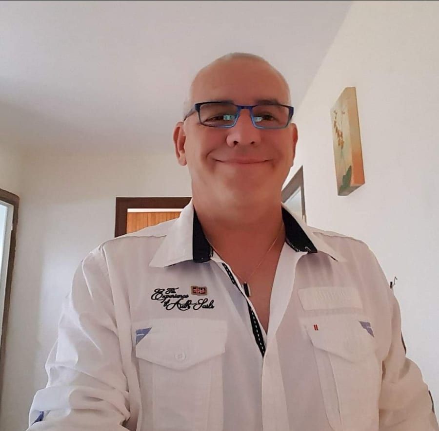 Adrian - Sex friend in San Antonio Profile of Adrian, 44, Sex friend in San Antonio (Texas)