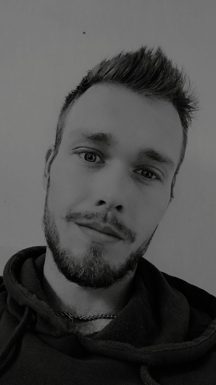 Travis - Sex friend in Independent Hill Profile of Travis, 25, Sex friend in Independent Hill (Virginia)